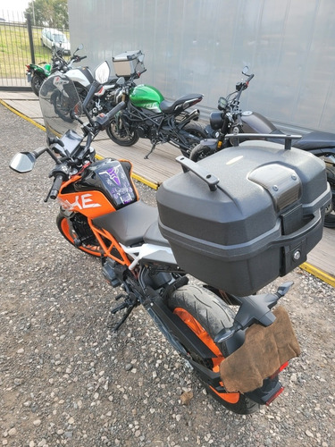 Imagen 4 de 16 de Ktm Duke 390 En Sbk Motos