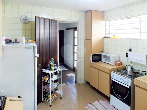 Imagem 13 de 30 de Casa Charmosa Na Pompéia - Reo596432