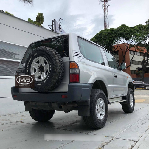 Imagen 4 de 17 de Toyota Meru Año 2007 4x4