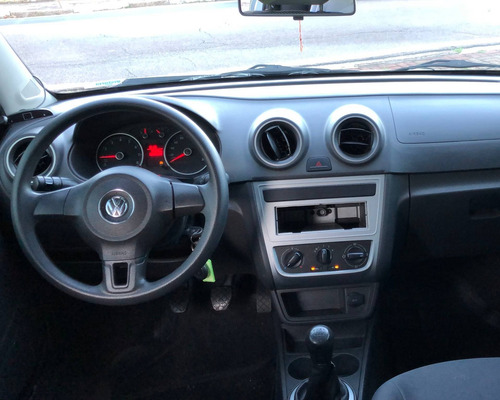 Volkswagen Voyage 1.0 Mi Trendline 8v Flex 4p Manual