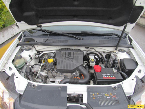 Imagen 17 de 25 de Renault Sandero 1.6 Polar