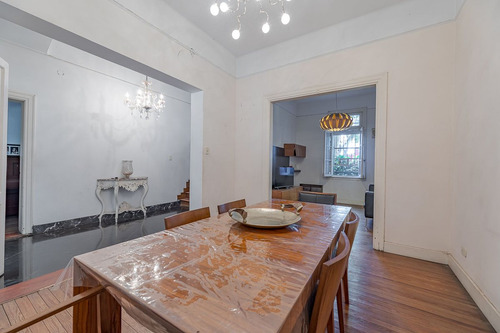 Venta/permuta Casa De 3 Dormitorios B. Parque