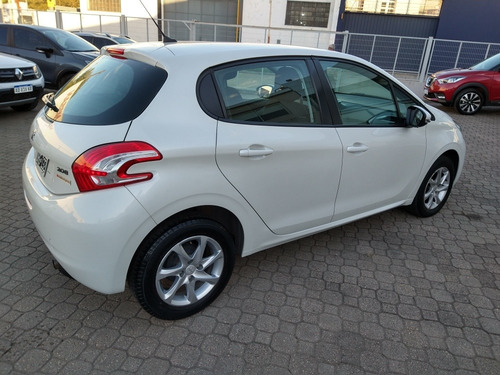 Peugeot 208 1.5 Allure Touchscreen 2015