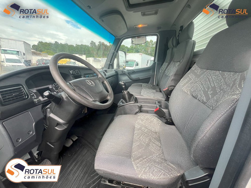 M.benz Accelo 1016 2019