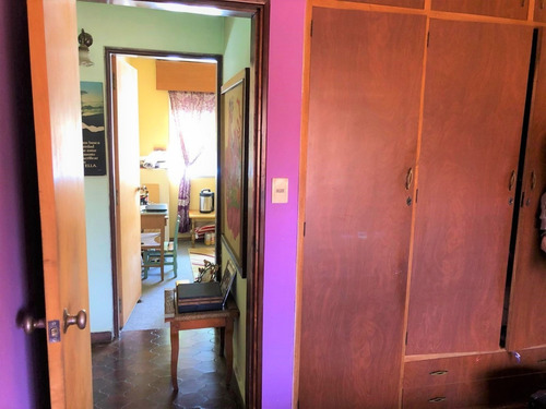 Hermosa Casa Con Apartamento Ubicada En Zona Centrica