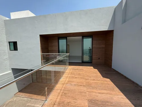 Residencia En Venta En Milenio Iii, Cotto Milenio, 4 Recámaras, Estudio, 5.5 Bañ