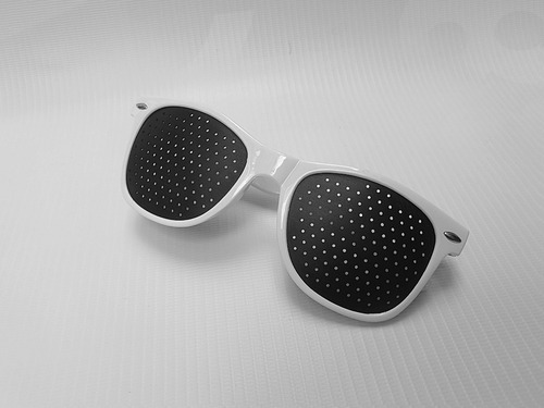 Lentes Y Gafas Reticulares Gimnasia Ocular Pinhole