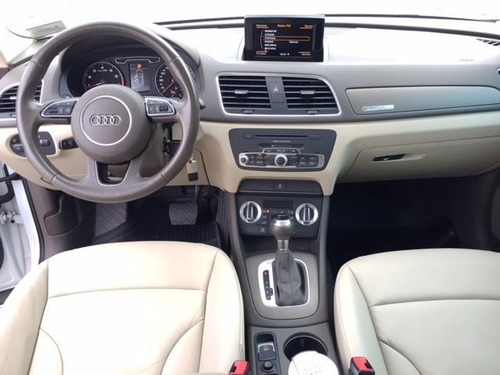 Audi Q3 2.0 Tfsi Ambiente Quattro 4p Gasolina S Tronic