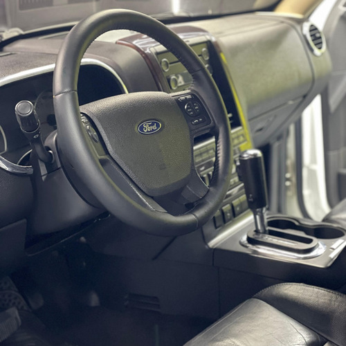Ford Explorer Limited 2010