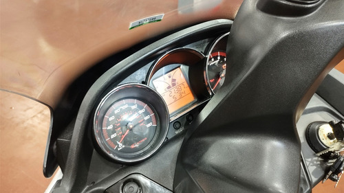 Imagen 6 de 6 de Kymco Downtown 300i Scooter Año 2014