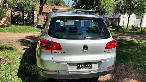 Volkswagen Tiguan 2.0 Sport & Style Tsi 200cv 2014