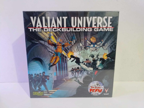 Catalyst Valiant Universe The Deck Building Board Game (Usado)