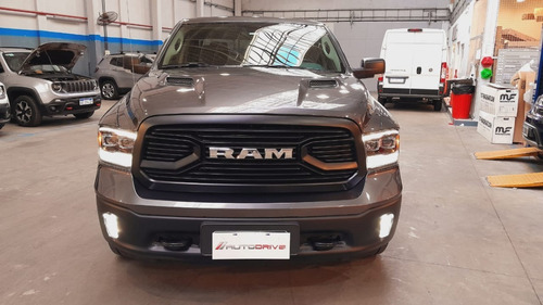 Imagen 2 de 25 de Ram 1500 Laramie 5.7 V8 At8 2022