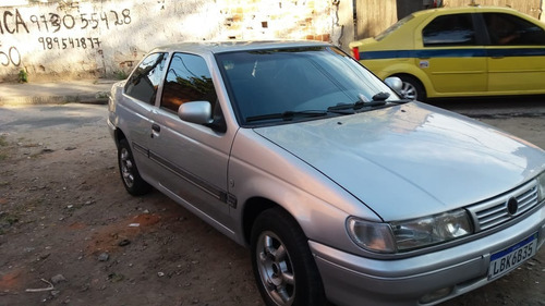 Imagem 1 de 5 de Volkswagen Logus