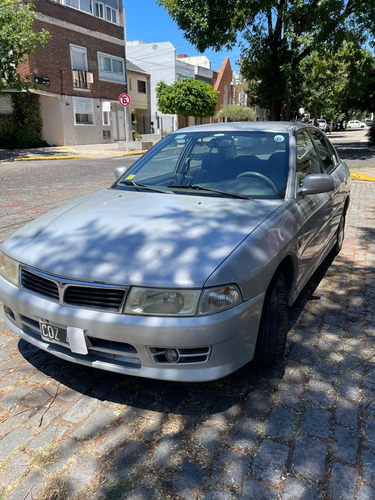 Mitsubishi Lancer 1.5 Glxi Hatchback