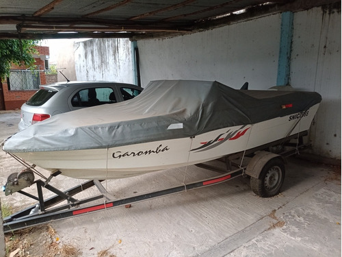 Imagen 9 de 15 de Lancha Bahía 40hp