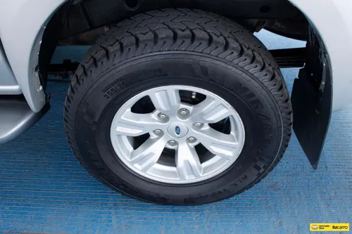 Ford Ranger 2.6 4x4 2011