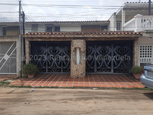 Casa En Venta Cabimas Mls 24-8645