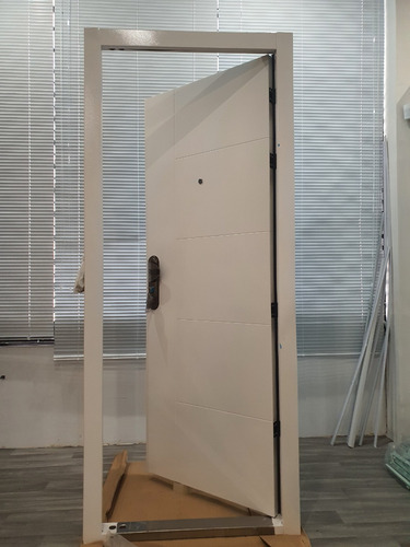 Imagen 5 de 7 de Puerta De Seguridad Multianclaje Paso Libre 70