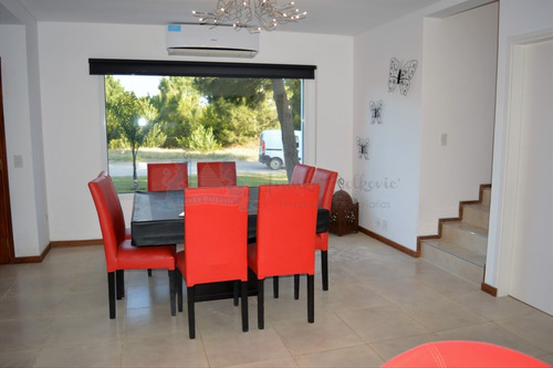 Venta Casa Costa Esmeralda Barrio Golf 2 0211 Amoblada