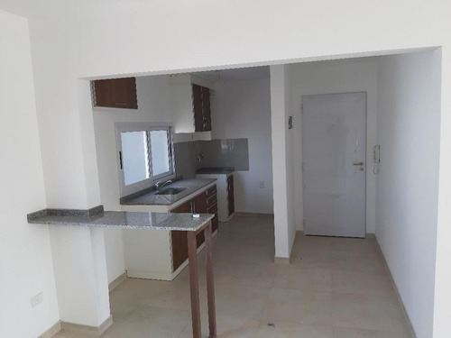 Imagen 2 de 15 de Venta Dto 3 Amb Amplio Y 2 Cochera Financia Dueño Directo
