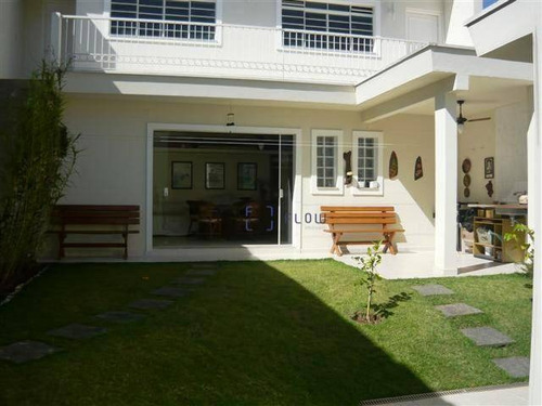 Casa 215m², 3 Dorm, 1 Suite, 2 Vagas - Ca1027