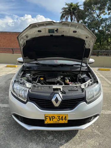 Renault Logan 1.6 Authentique / Life