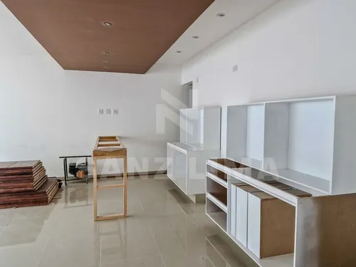Puntarena Residencial: Casa Única Con Amplios Espacios Y Luz Natural.
