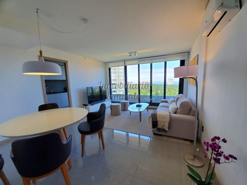 Alquiler Temporada Apartamento 1 Dormitorio Torre Gaudi