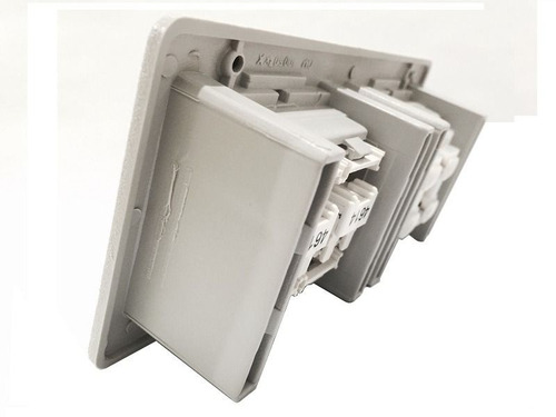 Imagem 4 de 6 de Painel De Mesa Montada Com 2 Tomadas, 2 Rj45 - Cor Cinza
