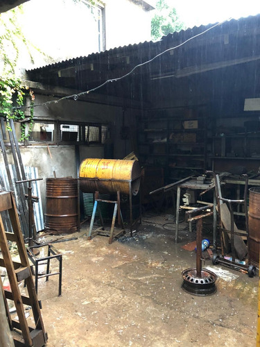 Venta Galpon Deposito Olivos Vicente Lopez 270m2 Cub.
