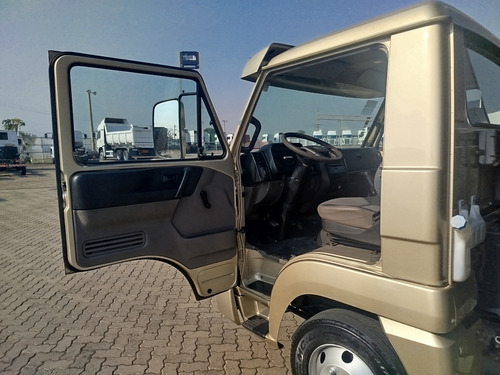 Vw 5.150 4x2 - Baú