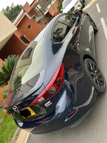 Mazda 3 2.0 Touring