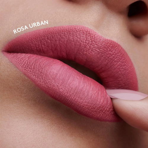 Labial Barra Larga Duracion Colorfix 24h Varios Tonos Esika Rosa Urban