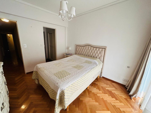 Departamento/ Piso En Venta De 5 Ambientes En Villa Urquiza