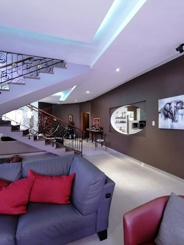 Imagen 7 de 28 de Fernando Guerrero Vende Casa-quinta De Esquina En Urb. La Viña