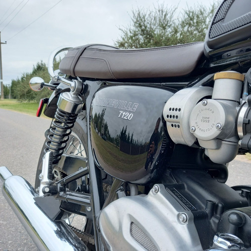 Triumph Bonneville T120