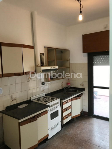 Imagen 4 de 12 de Local En Venta O Permuta Ubicado En Moreno, Moreno