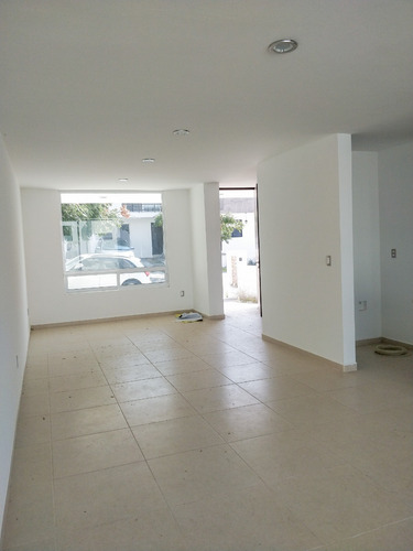 Imagen 2 de 19 de Casa En Venta En Fraccionamiento El Condado, Corregidora Querétaro