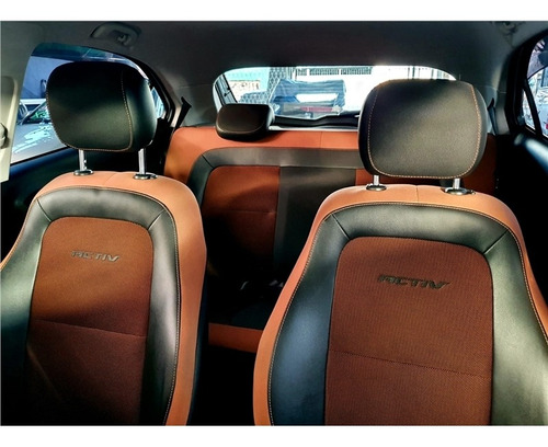 Imagem 10 de 11 de Chevrolet Onix 1.4 Mpfi Activ 8v Flex 4p Manual
