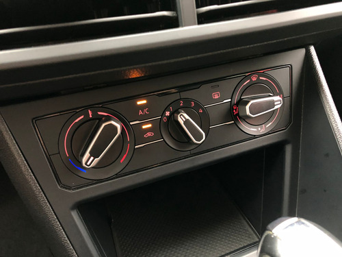 Volkswagen Virtus 1.6 Msi Sense Total Flex Automático