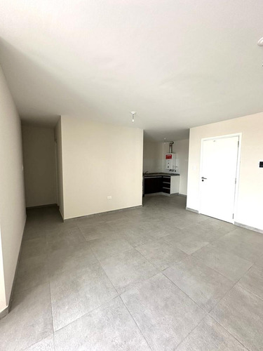 Departamento De 2 Dormitorios En Venta, Barrio Cofico, Próximo A Escriturar