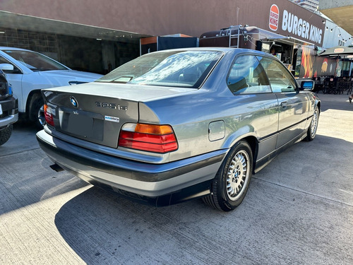 BMW Serie 3 2.5 325i