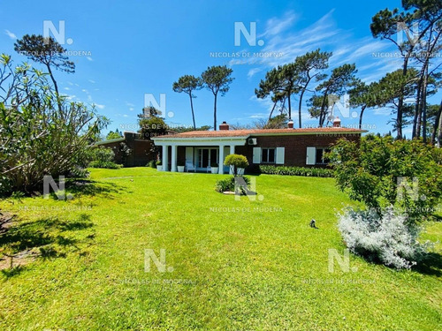 Muy Linda Casa Toda Reciclada - Ref: 3174