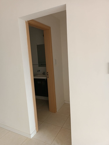 Imagen 2 de 17 de Nueva Cordoba , Loft En Venta, Doble Balcon Y Lavadero, Frente.