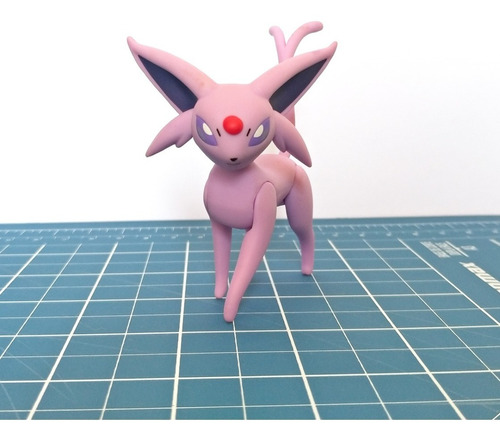 Imagem 1 de 6 de Espeon Pokémon Figure Tomy Action Pose 7,3 Cm