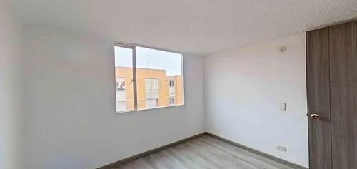 Apartamento Para Venta En Los Laureles (15913144230).
