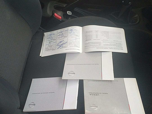 Imagem 7 de 11 de Nissan Versa Sv 1.6 16v Flex