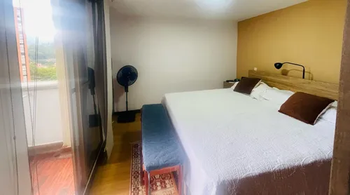 Vendo Apartamento En La Parte Baja De La Loma De Los Bernal Con Linda Vista