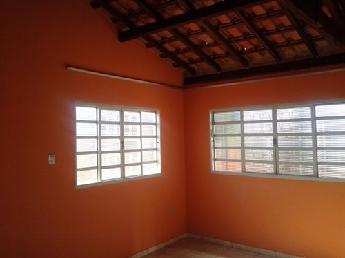 Chácara A Venda 4 Dormitórios. Jurupará Piedade S/p